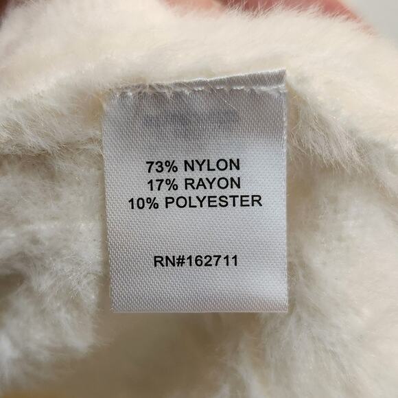 It's Our Time White V-Neck Cozy Faux Fur Button Front Cardigan Sweater Size XL - Picture 5 of 6